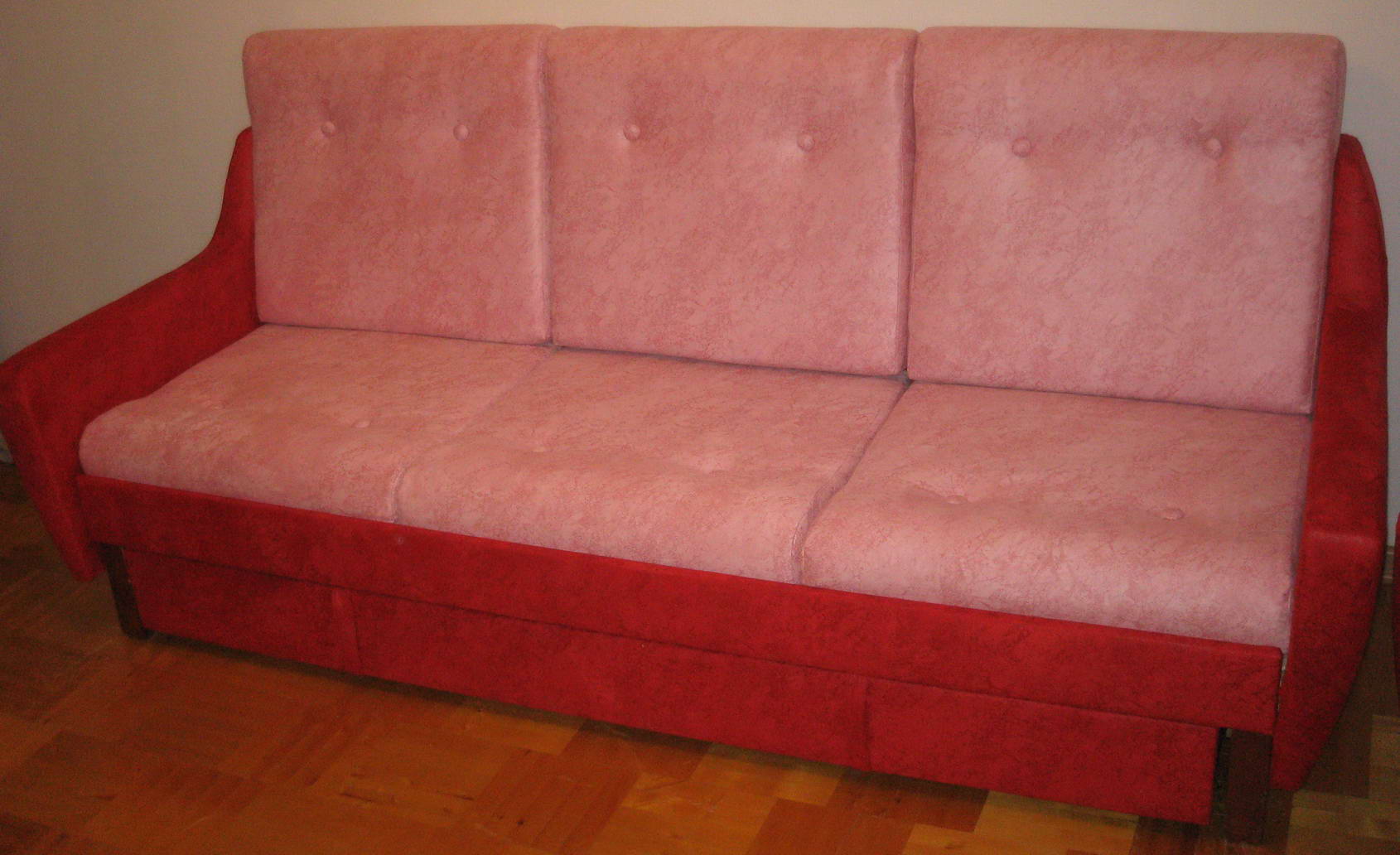 Жулебинский бульвар - обивка диванов, материал кожа