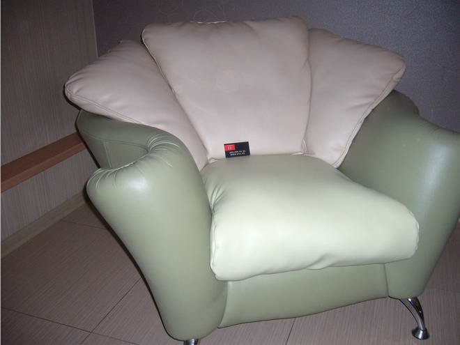 Белоозерский - обивка диванов, материал кожа