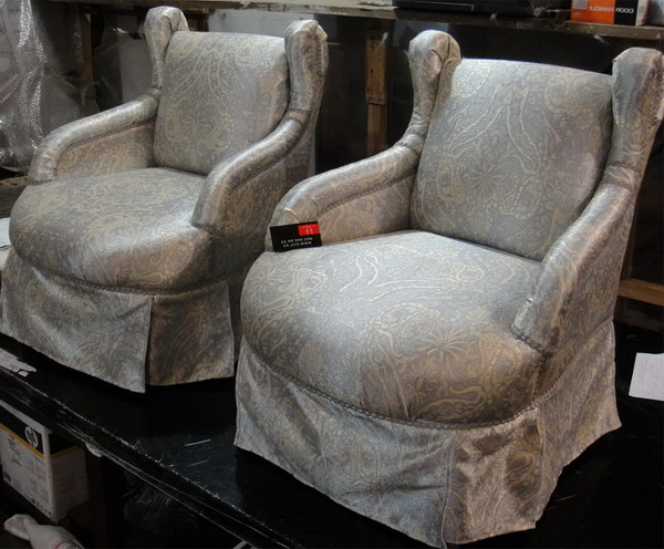 Андроновка - обивка стульев, материал кожзам