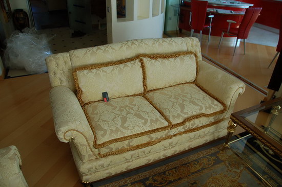 Протвино - обивка диванов, материал гобелен