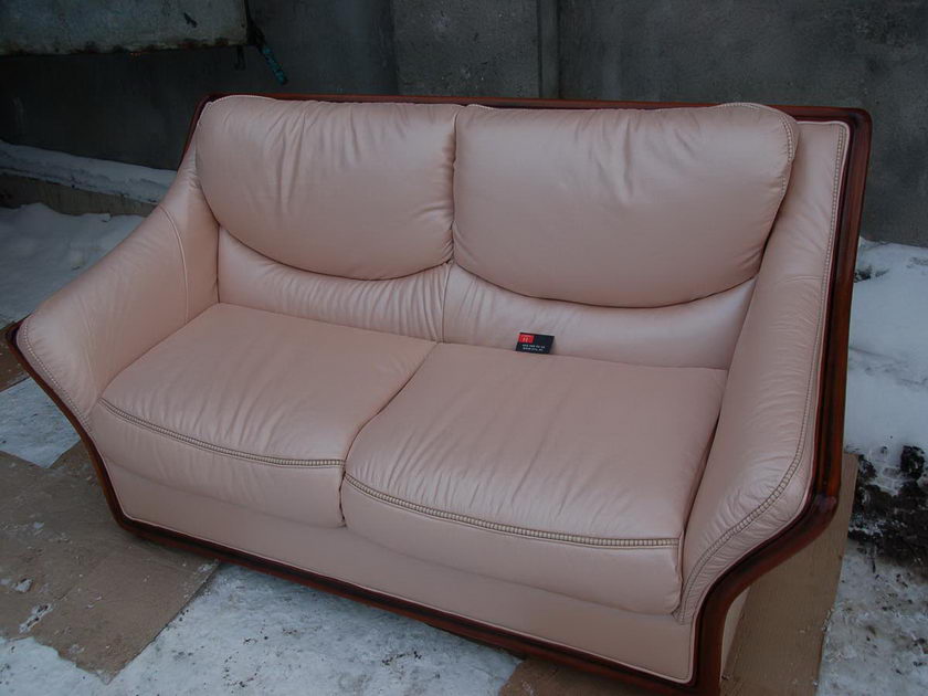 Беломорская - обивка диванов, материал флок на флоке