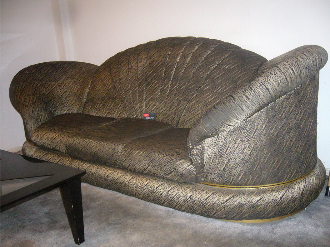 Суворовская - обшивка стульев, материал кожа