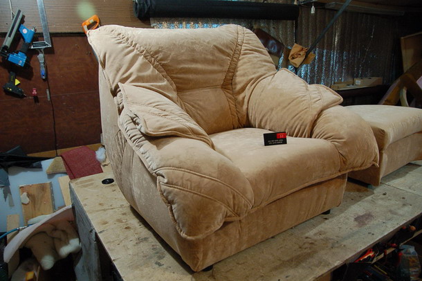 Андроновка - обшивка стульев, материал нубук