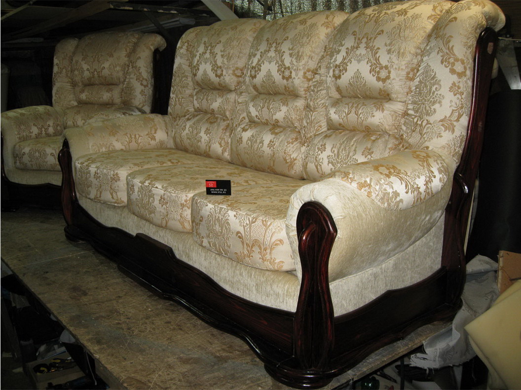 Беломорская - обшивка стульев, материал кожзам