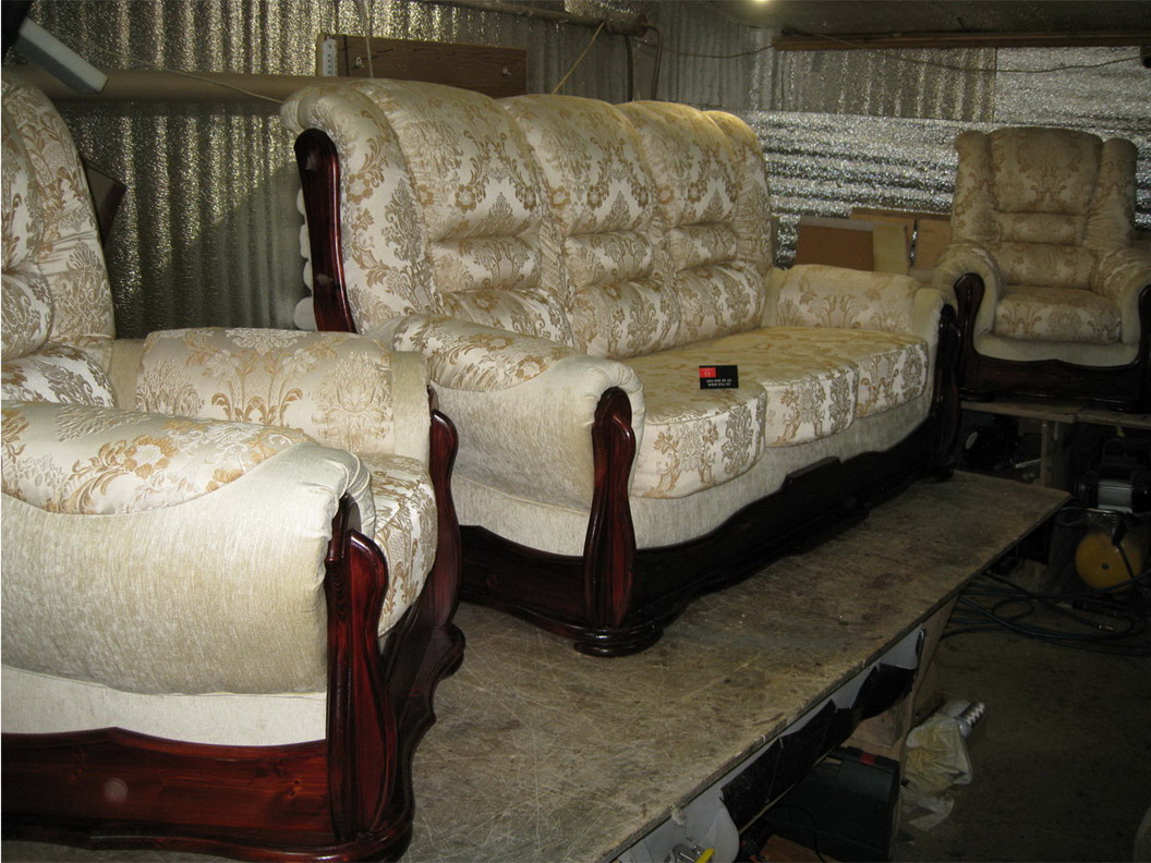 Район Хамовники - обшивка кроватей, материал кожа
