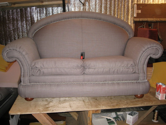Лыткарино - обшивка диванов, материал замша