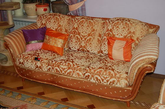 Алексеевская - обшивка стульев, материал нубук