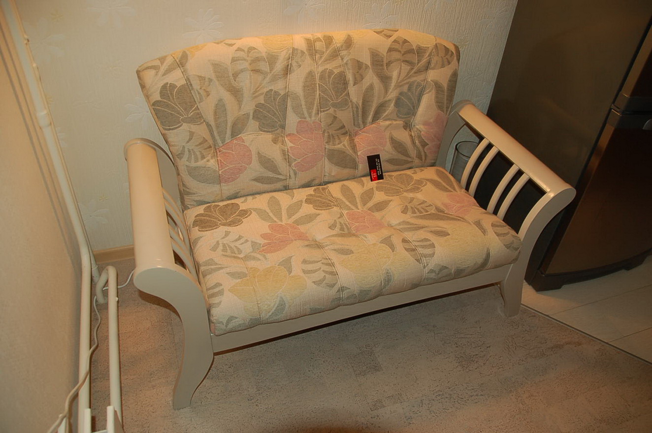 Аннино - обшивка стульев, материал флок на флоке