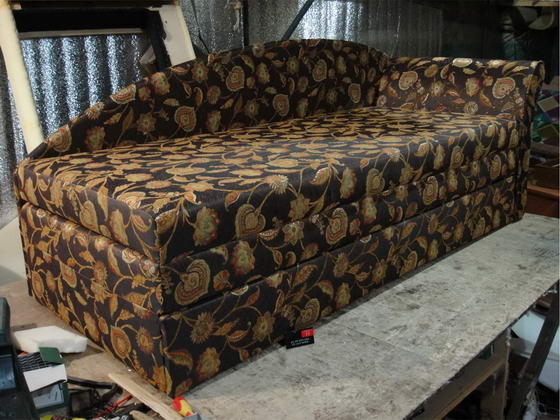 Волжский бульвар - обшивка мягкой мебели, материал ягуар
