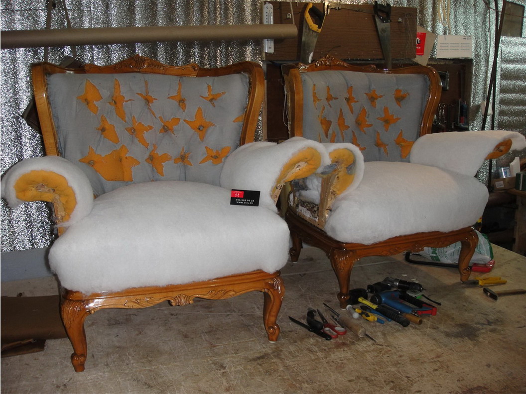 Суворовская - обшивка стульев, материал рококо