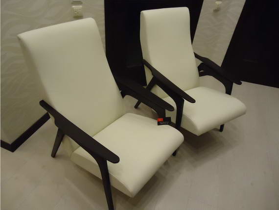 Окружная - обшивка стульев, материал алькантара