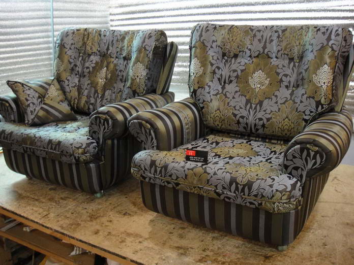 Аминьевское шоссе - обшивка стульев, материал кожа