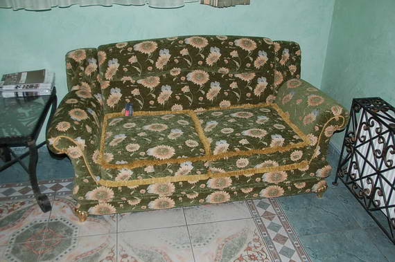 Белокаменная - обшивка диванов, материал искусственная кожа