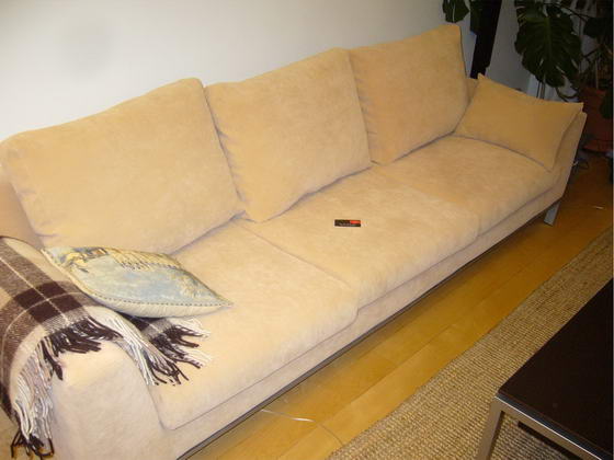 Белокаменная - обшивка диванов, материал натуральная кожа