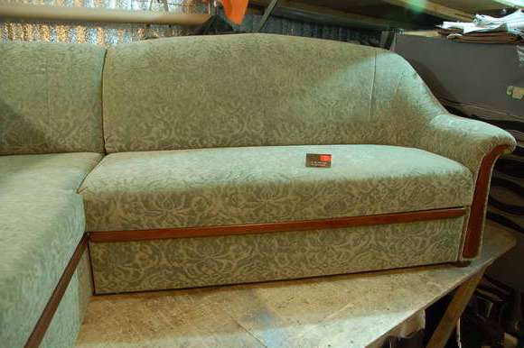 Рублево-Архангельское - перетяжка стульев, материал натуральная кожа