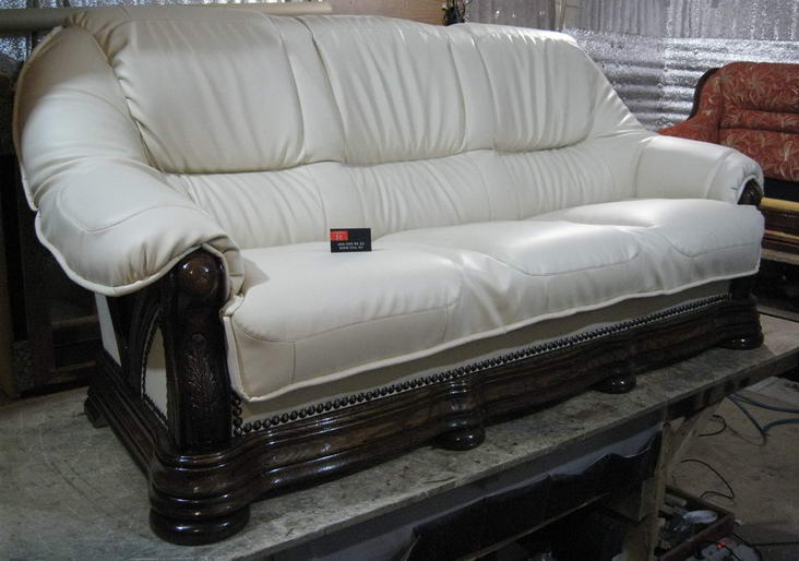 Зеленоградский - перетяжка стульев, материал бархат