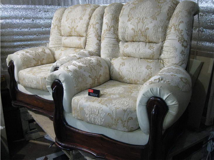 Бабушкинская - перетяжка диванов, материал скотчгард
