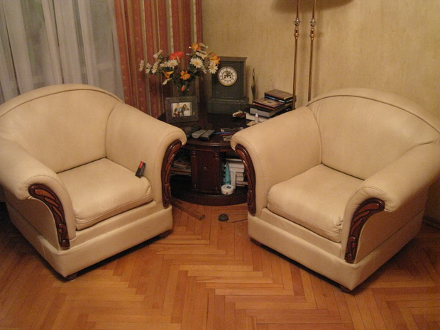 Архангельское - перетяжка стульев, материал антивандальные ткани