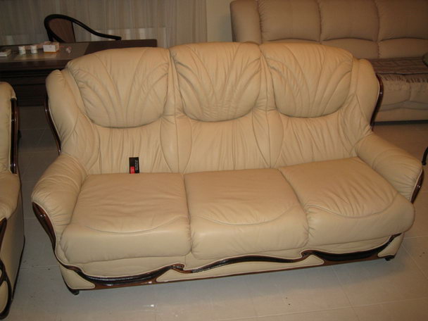Электрогорск - перетяжка диванов, материал искусственная кожа