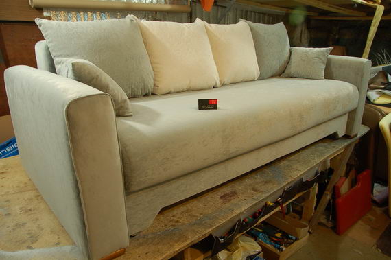 Филимонки - перетяжка диванов, материал флок на флоке
