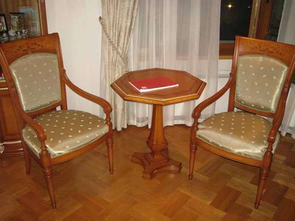 Район Бирюлево Восточное - перетяжка стульев, материал шенилл