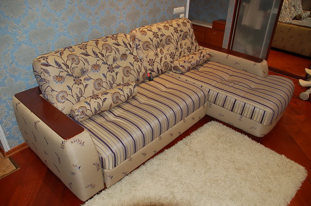 Бачуринская - перетяжка диванов, материал скотчгард