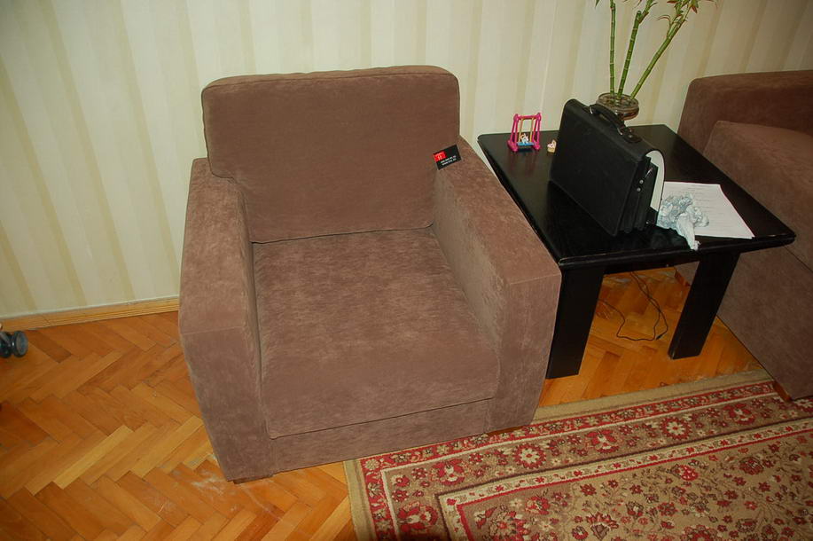 Адмирала Ушакова бульвар - перетяжка стульев, материал флис