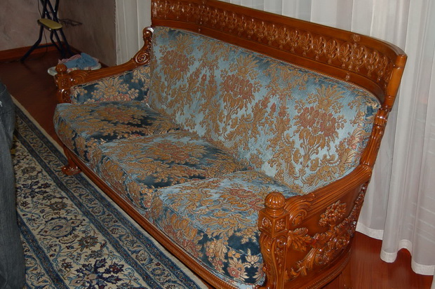 Александровский сад - перетяжка мягкой мебели, материал лен