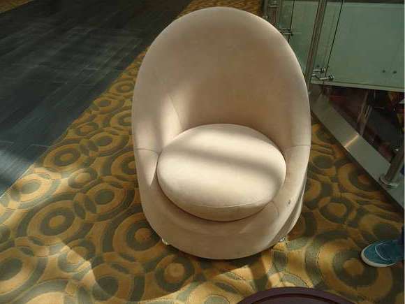 Кропоткинская - перетяжка стульев, материал кожзам