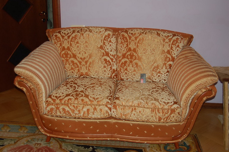 Новобутаково - пошив чехлов на стулья, материал алькантара