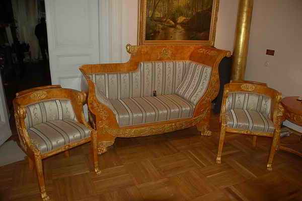 Багратионовская - пошив чехлов на кресла, материал кожа