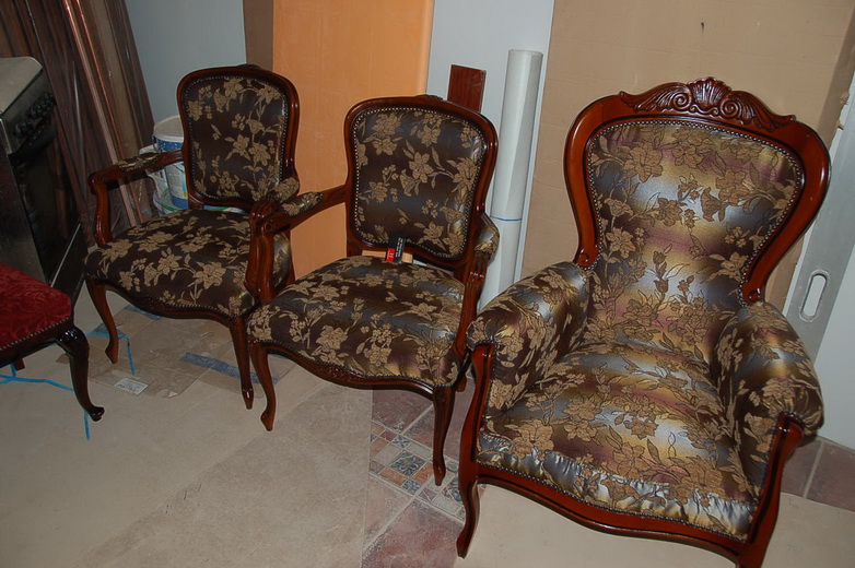 Тропарево - пошив чехлов на стулья, материал экокожа