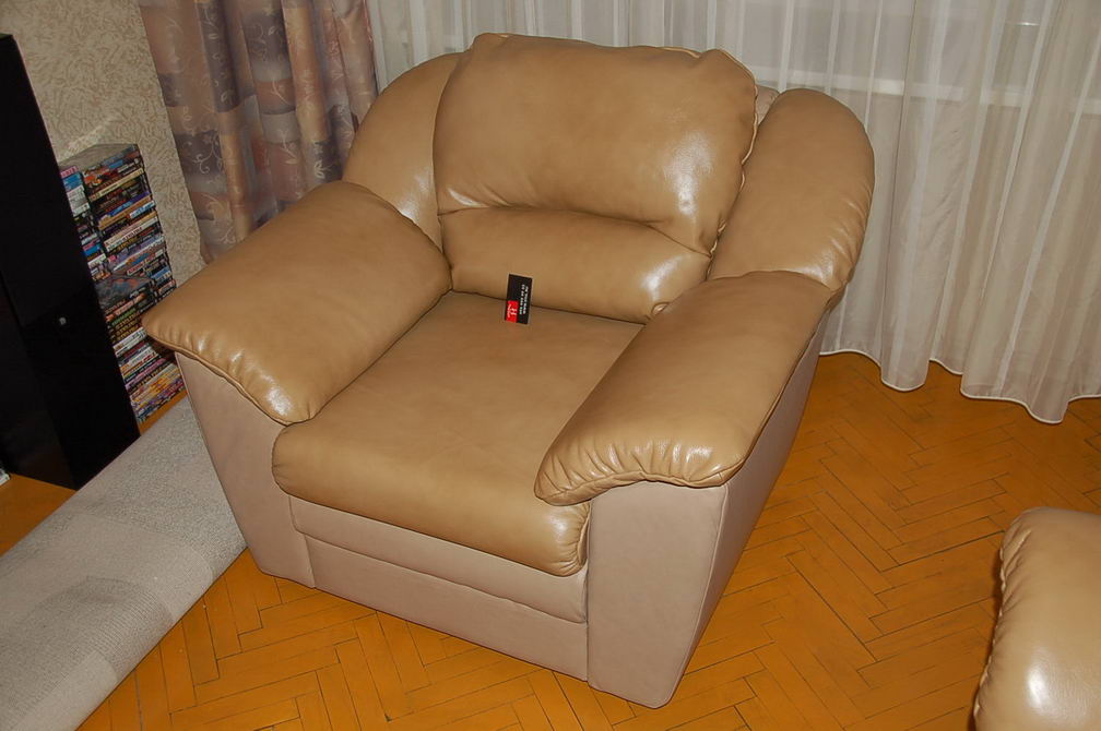 Чеховская - пошив чехлов на кресла, материал флок на флоке