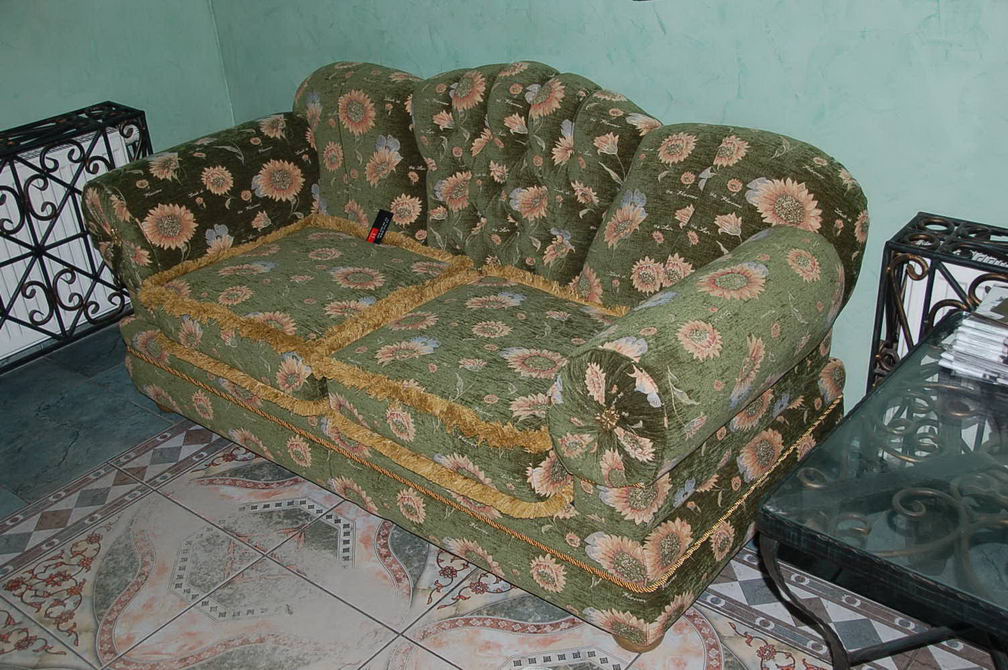 Район Бирюлево Западное - пошив чехлов на стулья, материал флок на флоке