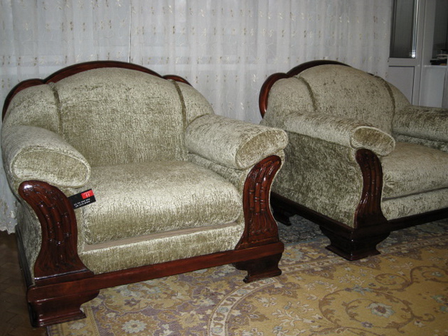 Проспект Вернадского - ремонт стульев, материал шенилл