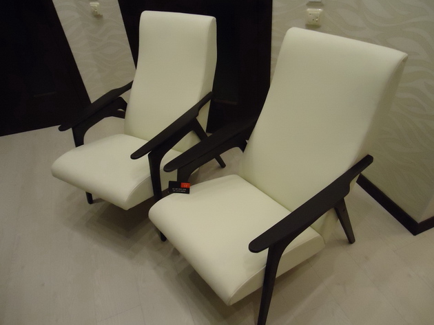 Родники - ремонт стульев, материал искусственная кожа