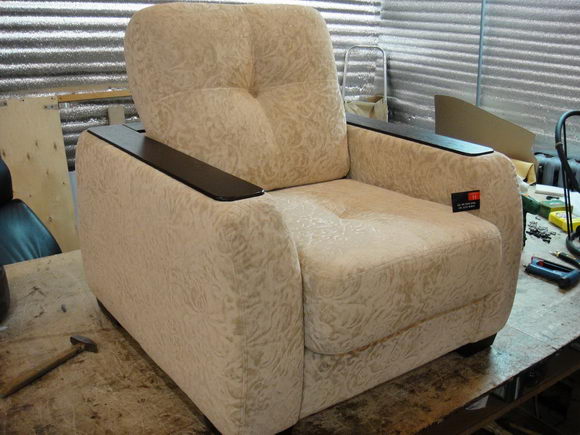Физтех - ремонт стульев, материал натуральная кожа