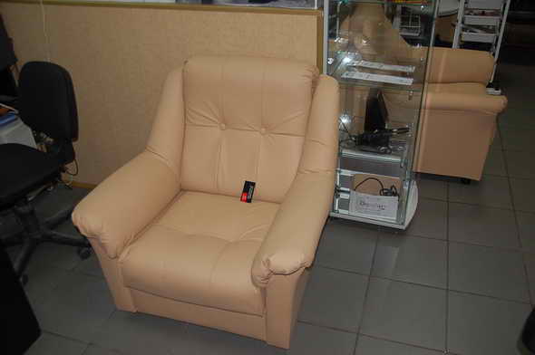 Бачуринская - ремонт стульев, материал шенилл