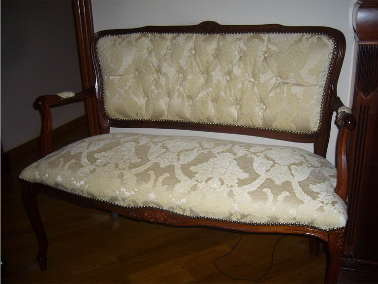 Беговая - ремонт диванов, материал антивандальные ткани