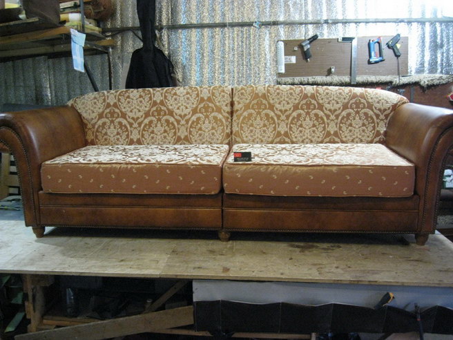 Каширская - реставрация кроватей, материал кожа