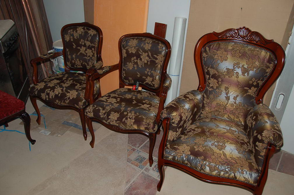 Алексеевская - реставрация стульев, материал велюр