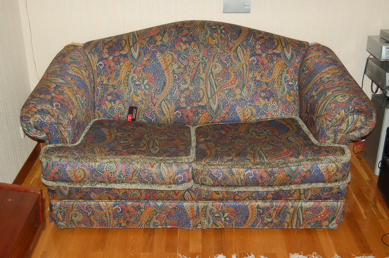 Алтуфьево - реставрация диванов, материал бархат