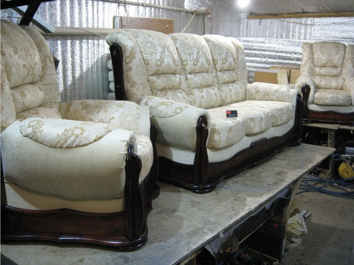Бачуринская - реставрация стульев, материал кожзам