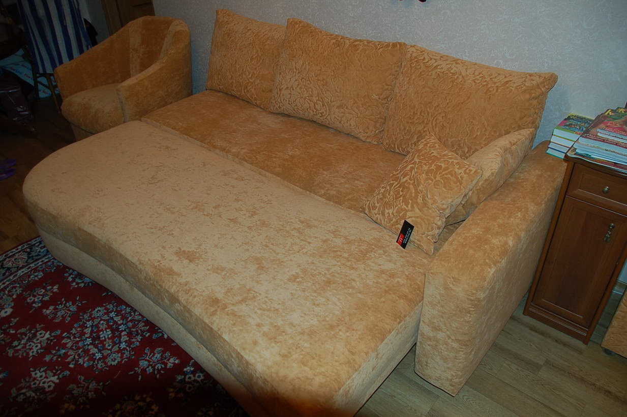 Кубинка - реставрация диванов, материал алькантара