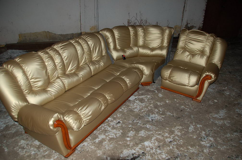 Красногорский район - реставрация стульев, материал букле