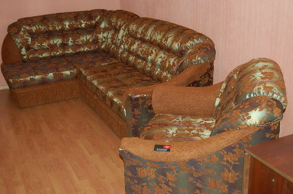 Алма-Атинская - реставрация диванов, материал гобелен