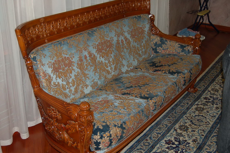 Выхино - реставрация диванов, материал скотчгард