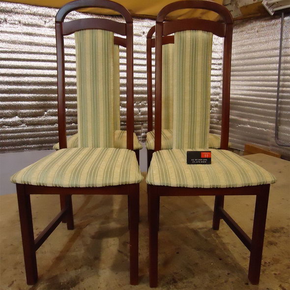 Александровский сад - реставрация стульев, материал кожа