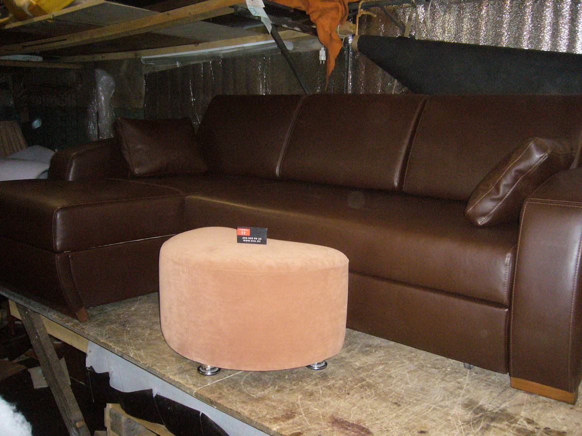 Сабурово - реставрация диванов, материал шенилл