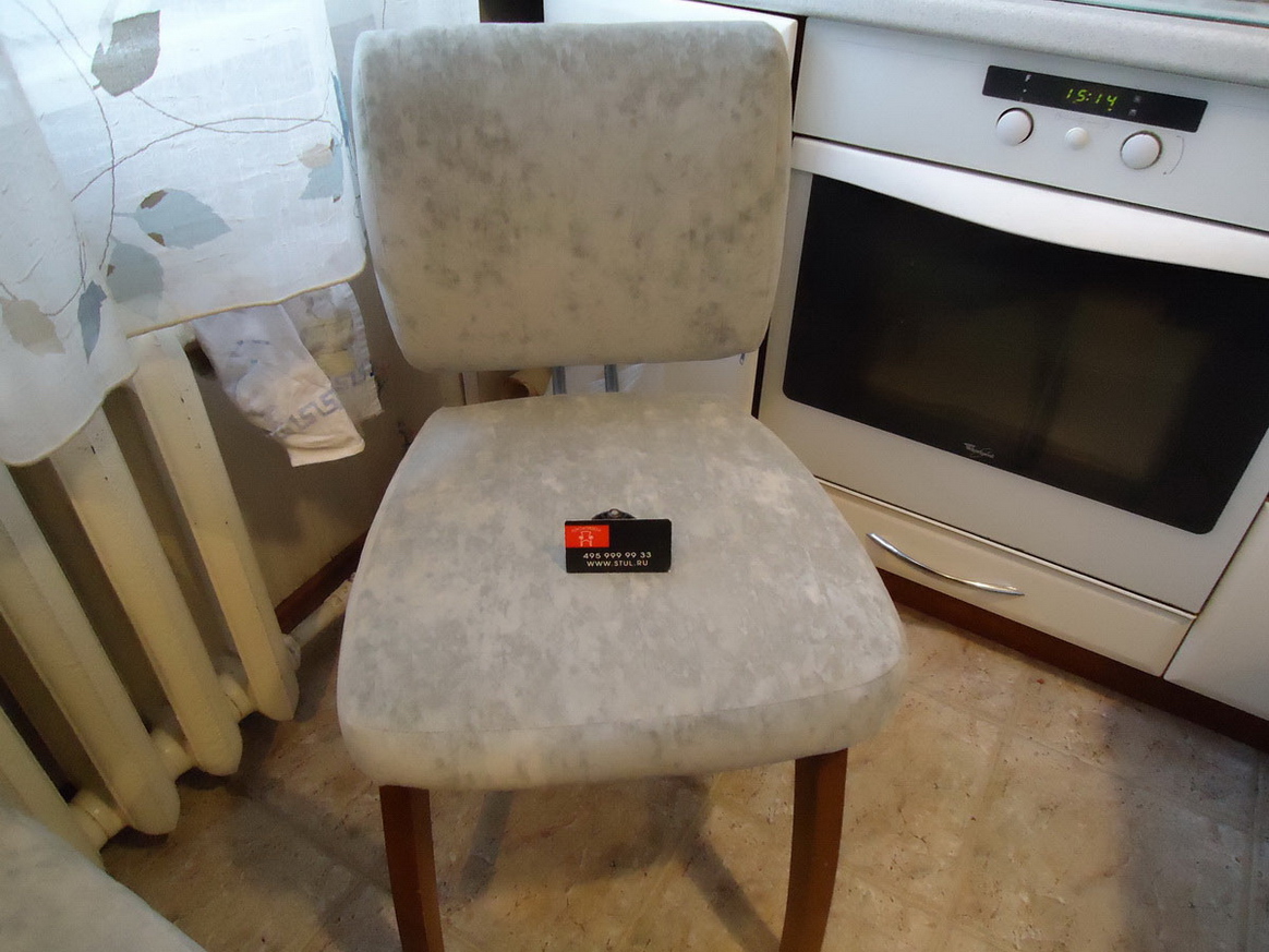 Пироговский - реставрация стульев, материал замша